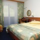 s�sz�ll�s: Larix hotel